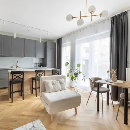 Koscielna With Free Parking Apartment Posen