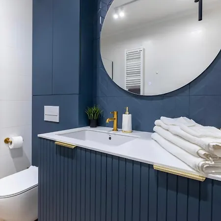 Koscielna With Free Parking Apartment Posen